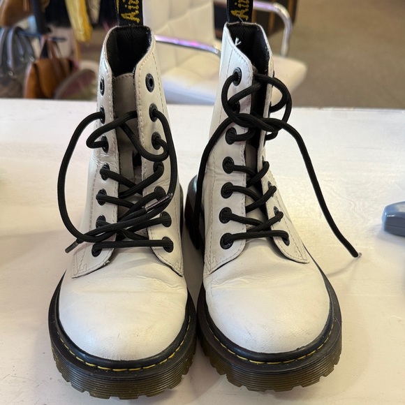 white leather Dr. Martens 1460-style combat boots - Picture 5 of 5